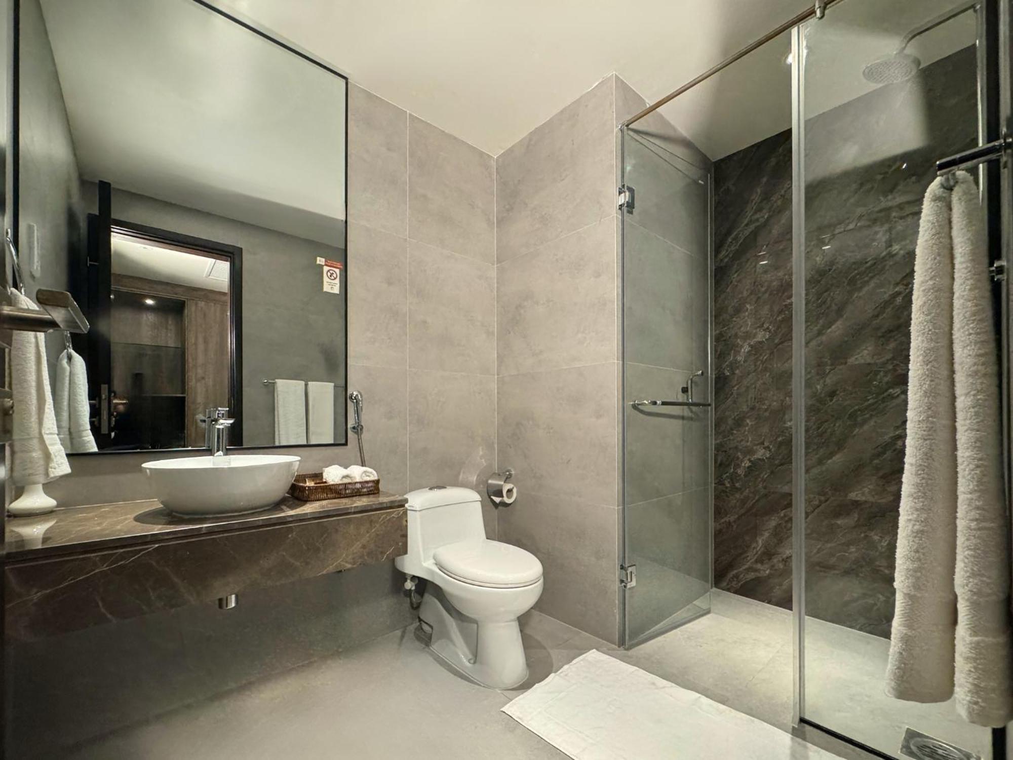 Hotel One Vogue Mall 35 Равалпинди Екстериор снимка